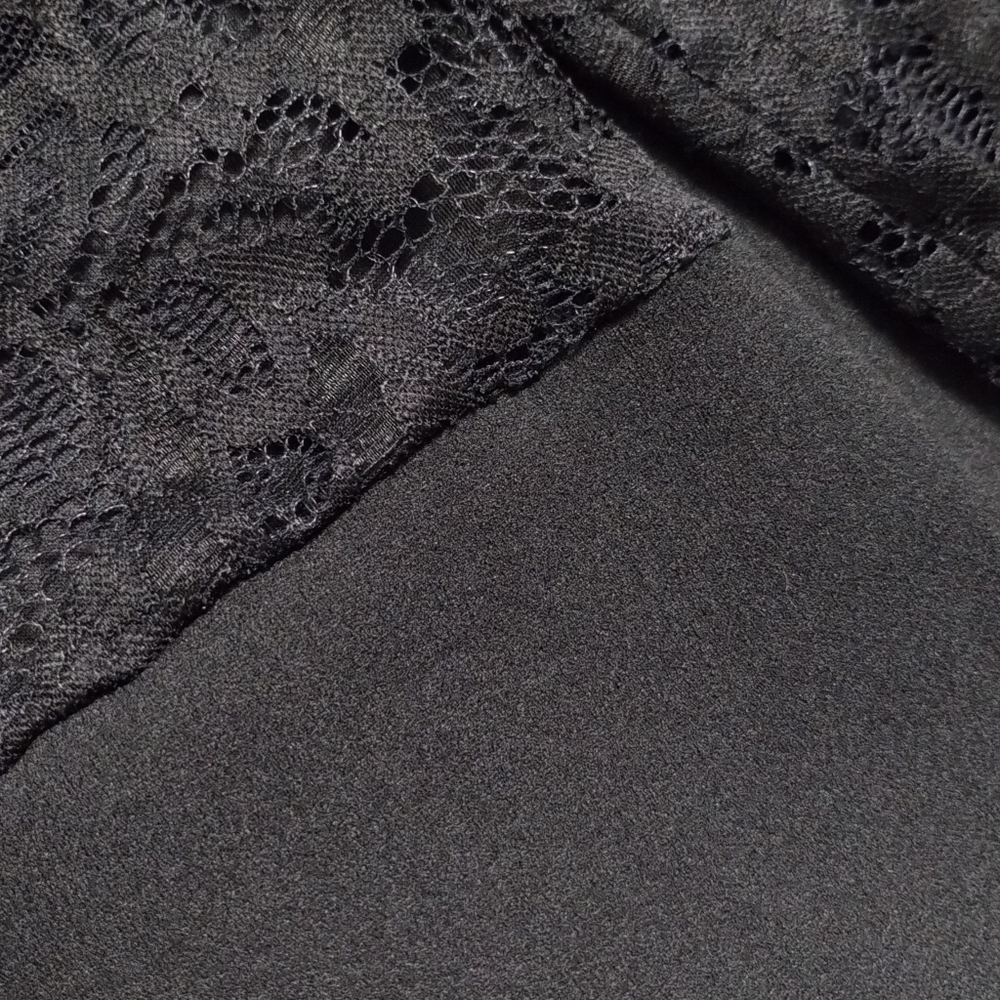 Lace Party Dress - Picture 6 of 6